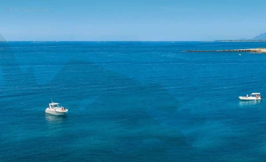 Appartement à VALLAURIS