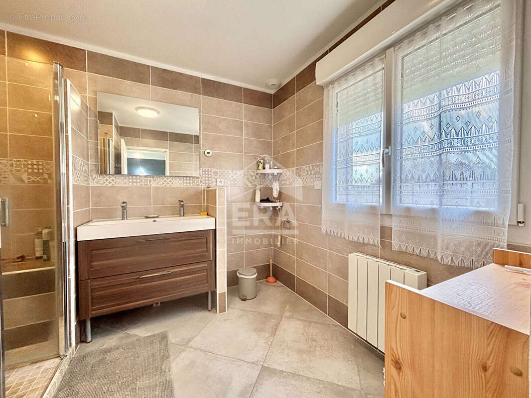 Maison à BALLANCOURT-SUR-ESSONNE