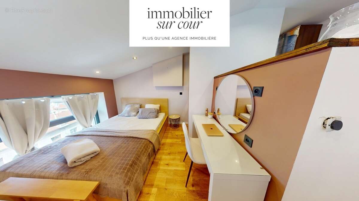 Appartement à SAINT-ETIENNE