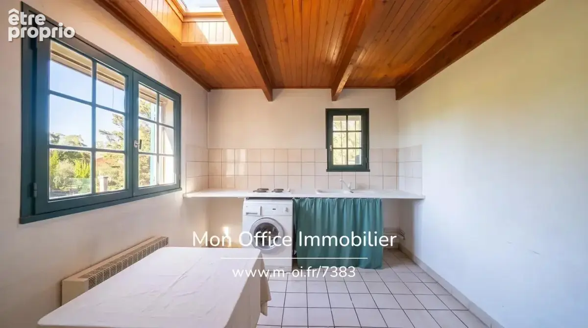 Référence : 7383-ABO - Villa de 5 chambres, terrain piscinable dans un environnement calme et privilégié à Eguilles - photo 13