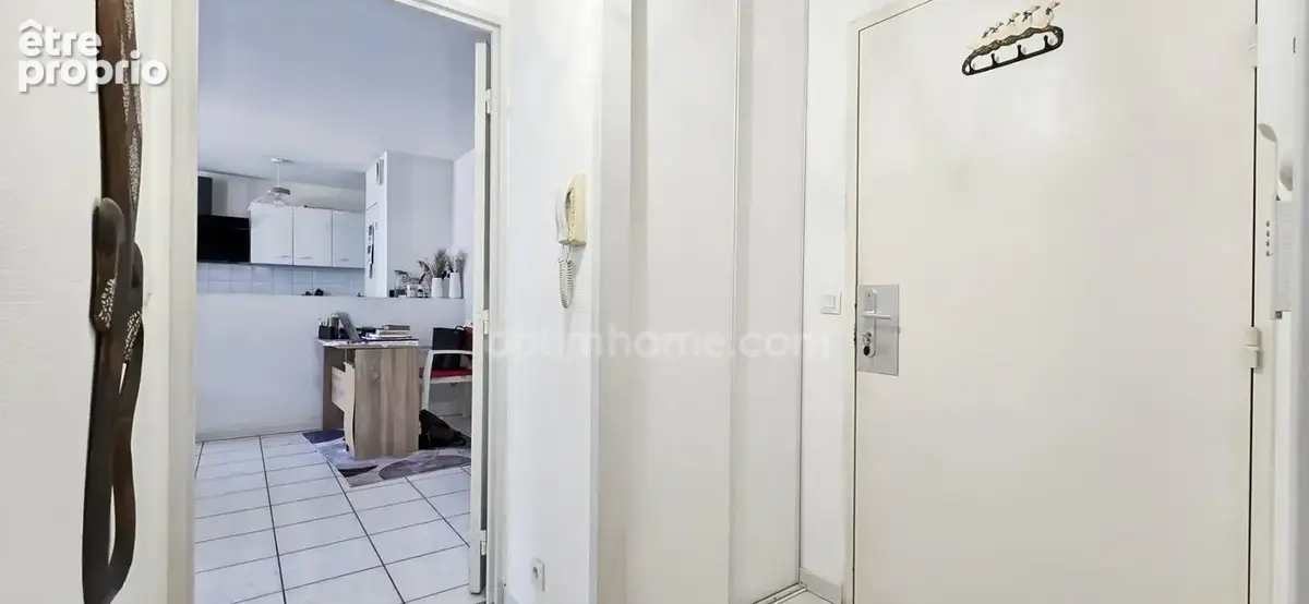 PAU CENTRE-VILLE – T3 62 m² – Balcon plein sud – Parking couvert – DPE B - photo 14