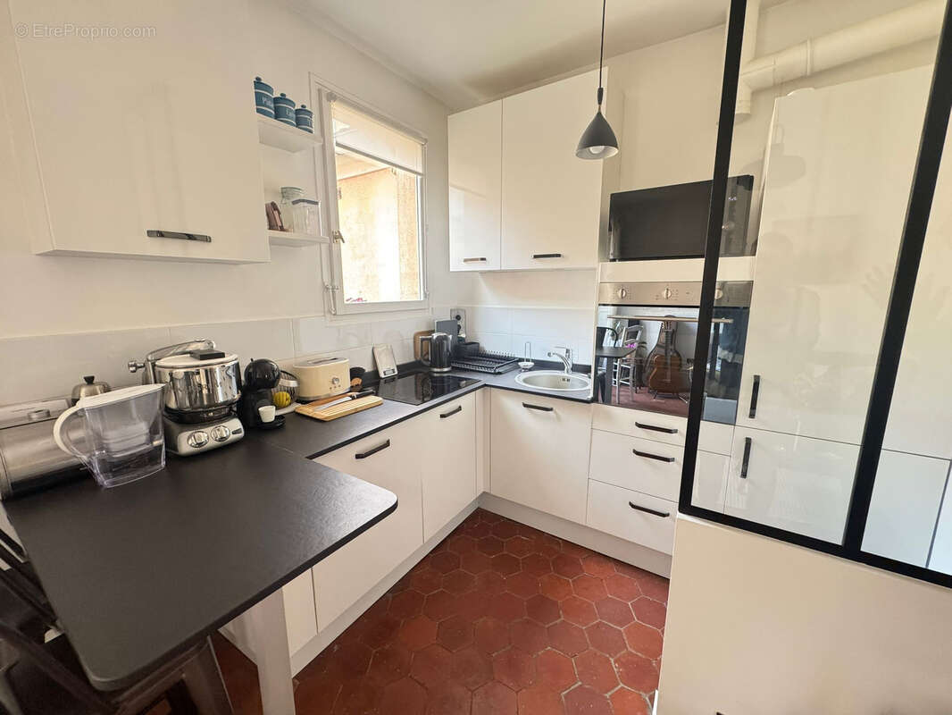 Appartement à PARIS-20E
