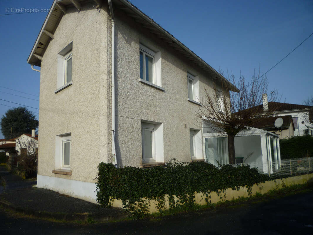 Maison à MONSEMPRON-LIBOS