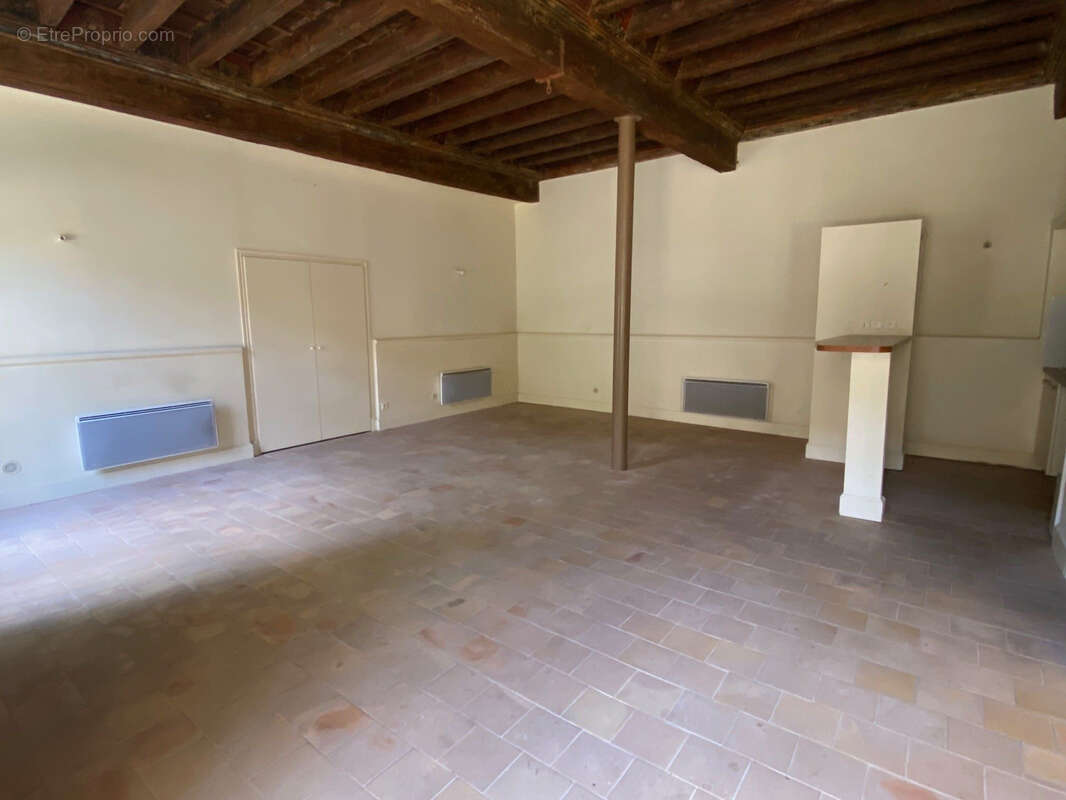 Appartement à CARCASSONNE