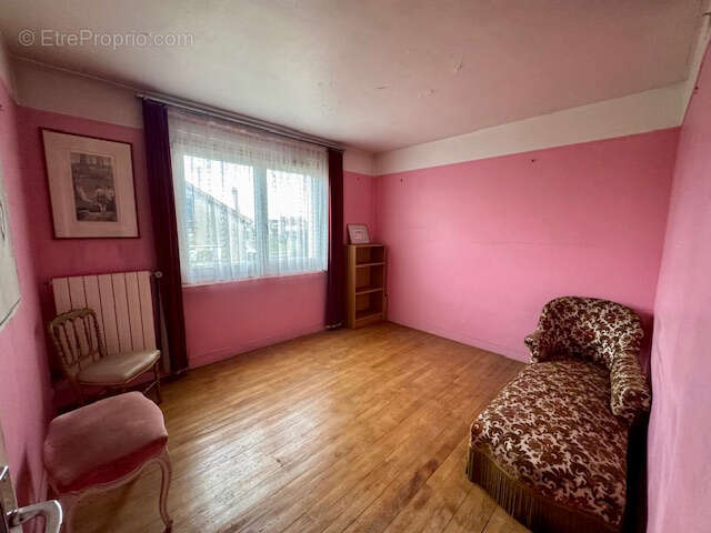 Maison à PARAY-VIEILLE-POSTE