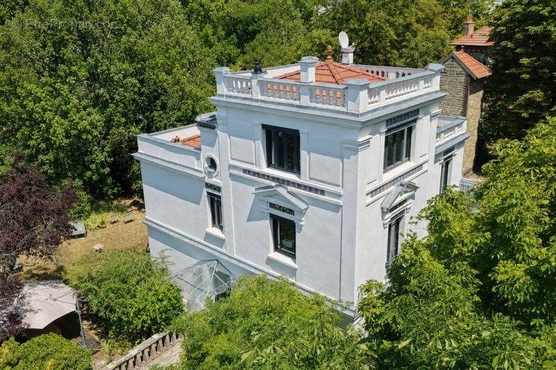Maison à HOUILLES