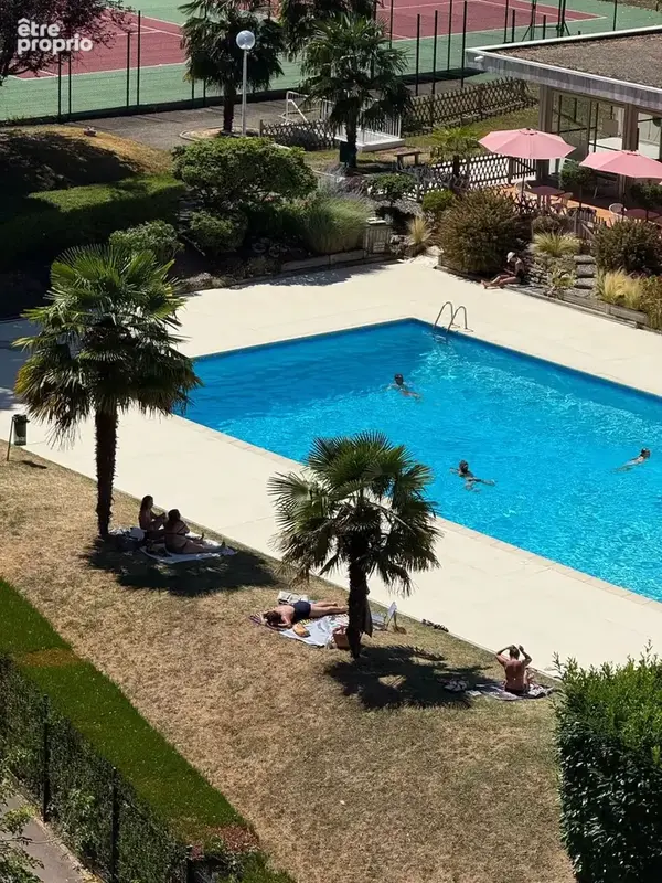 Marly-le-roi   piscine, tennis, ascenseur et immense balcon filant de 12 m2 - photo 3