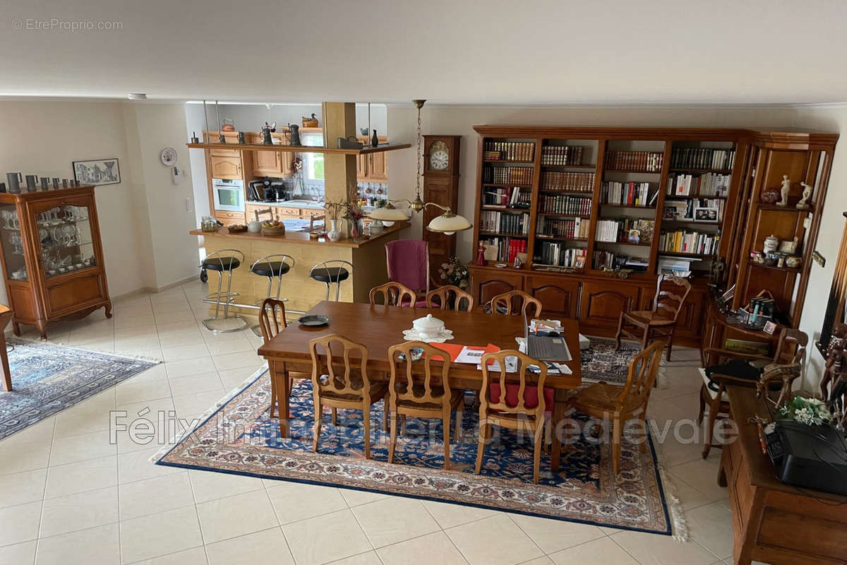 Maison à SARLAT-LA-CANEDA