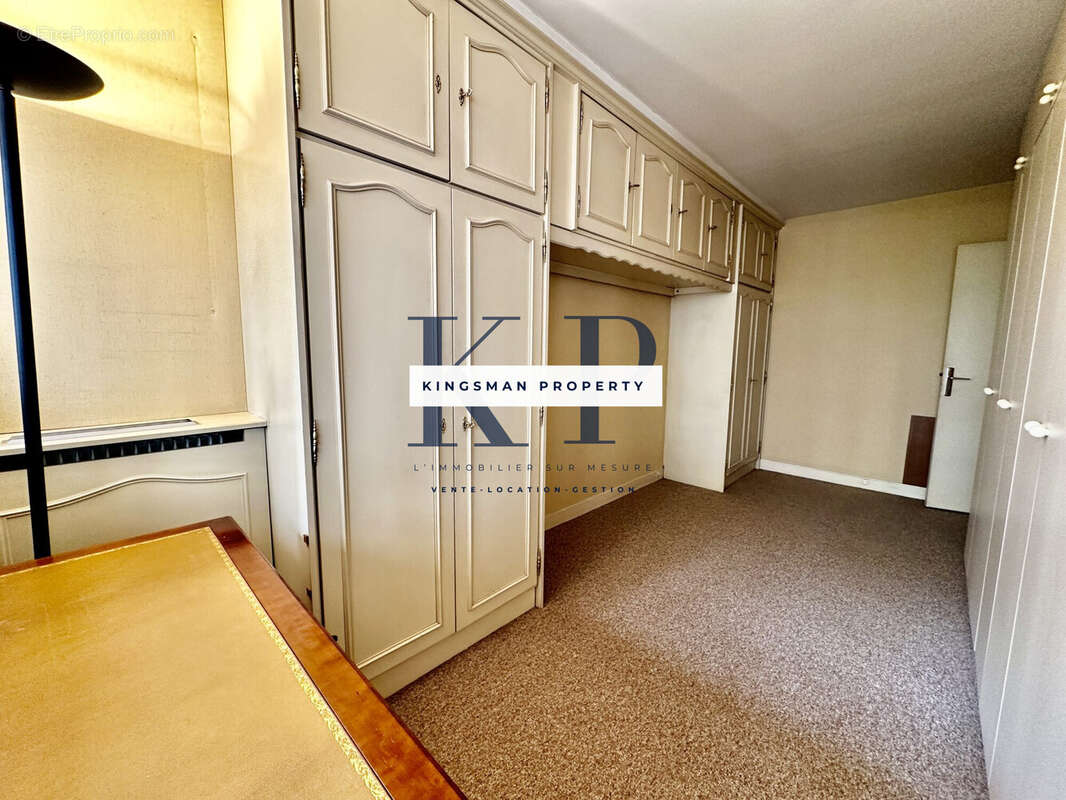 Appartement à PARIS-20E