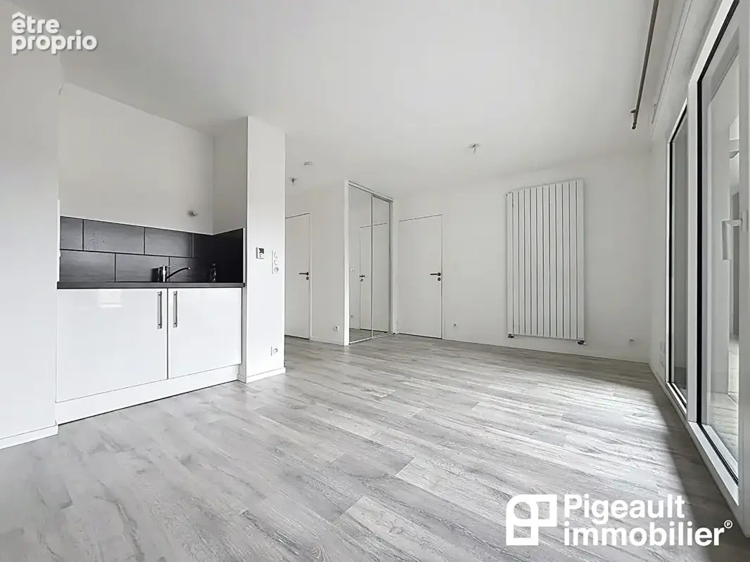 Appartement T2 à vendre - Rennes - Rue d'Antrain - Nord Saint Martin - Balcon - Parking - photo 3