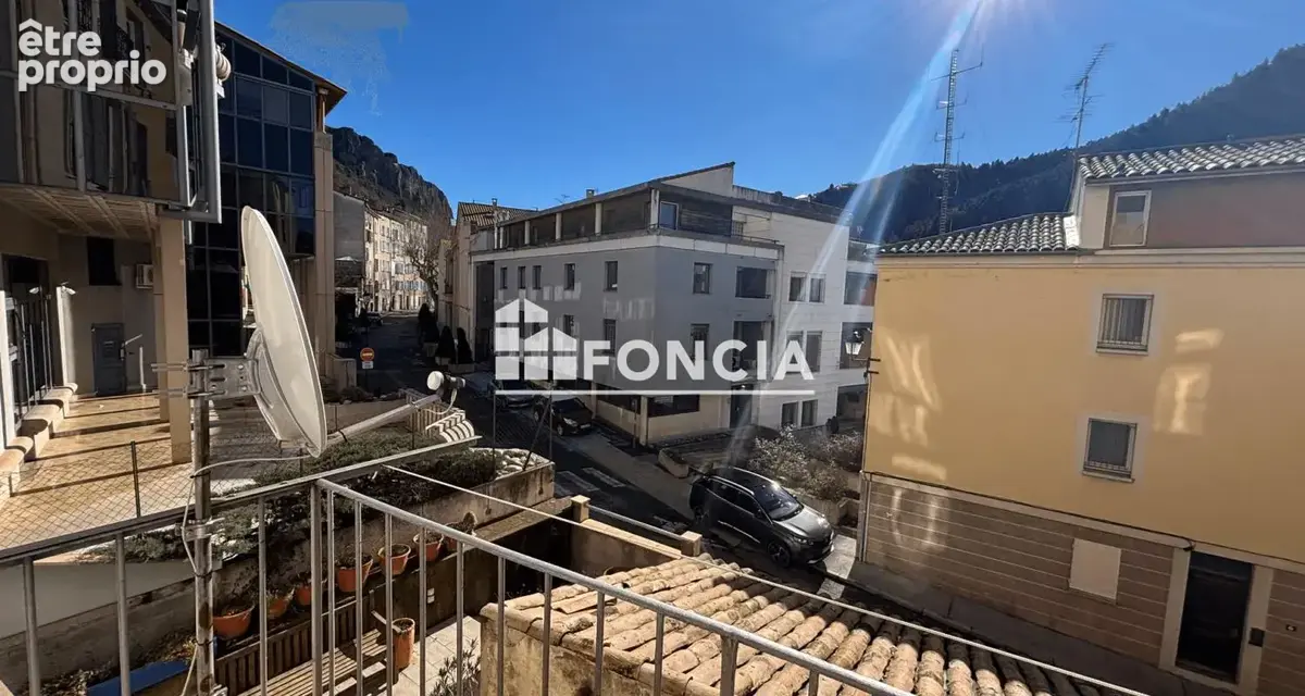 Digne, Appartement Type 2 centre-ville - photo 2