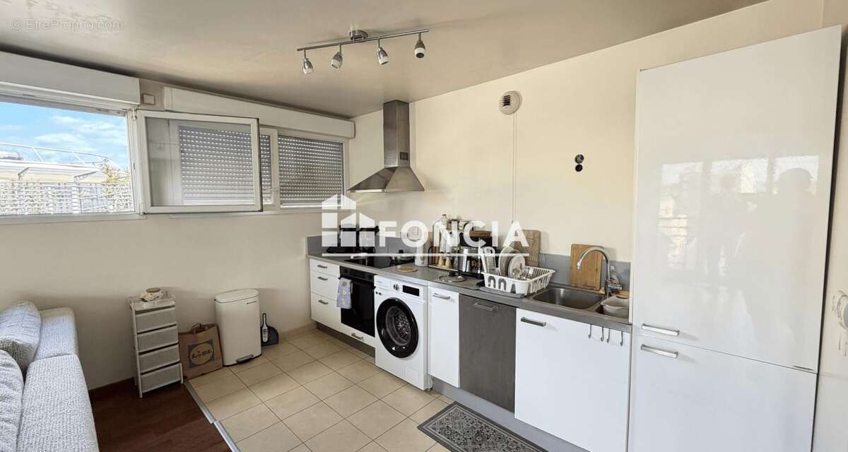 Appartement à NANTERRE
