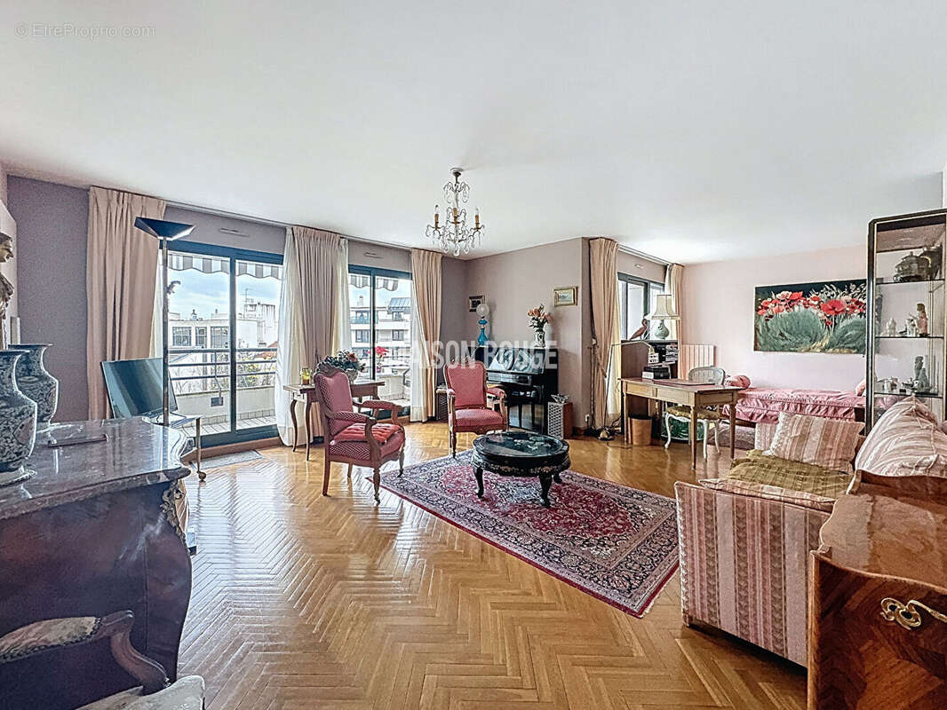 Appartement à BOULOGNE-BILLANCOURT