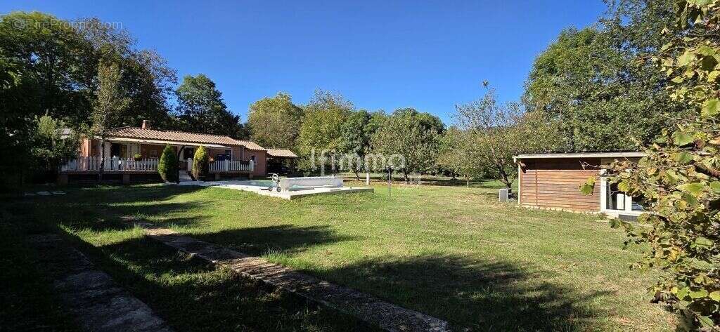Maison à CAMPAGNE-SUR-AUDE