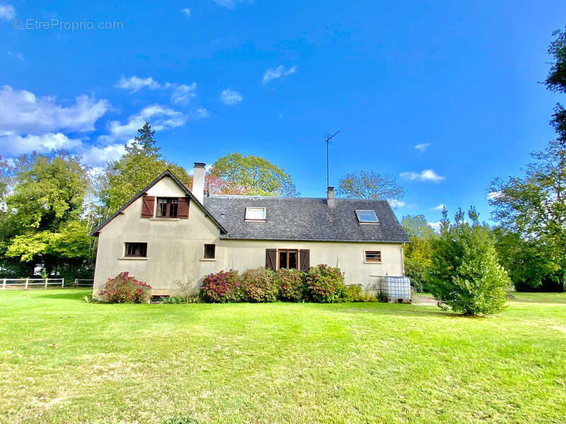 Maison à PONT-L&#039;EVEQUE