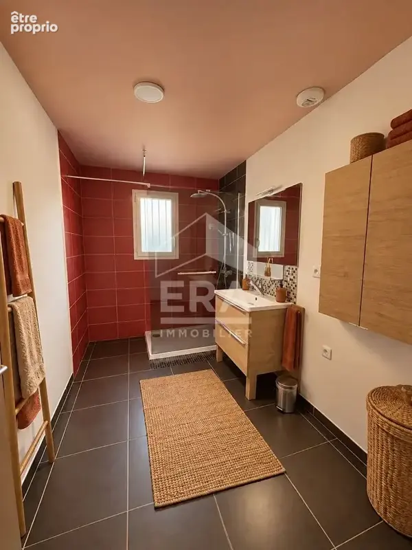 Maison 90m² à saint-georges-des-coteaux - photo 6