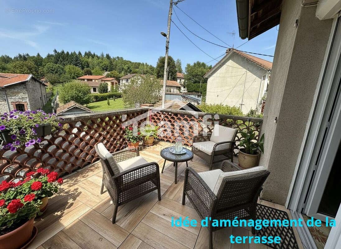 Maison à LA MONNERIE-LE-MONTEL