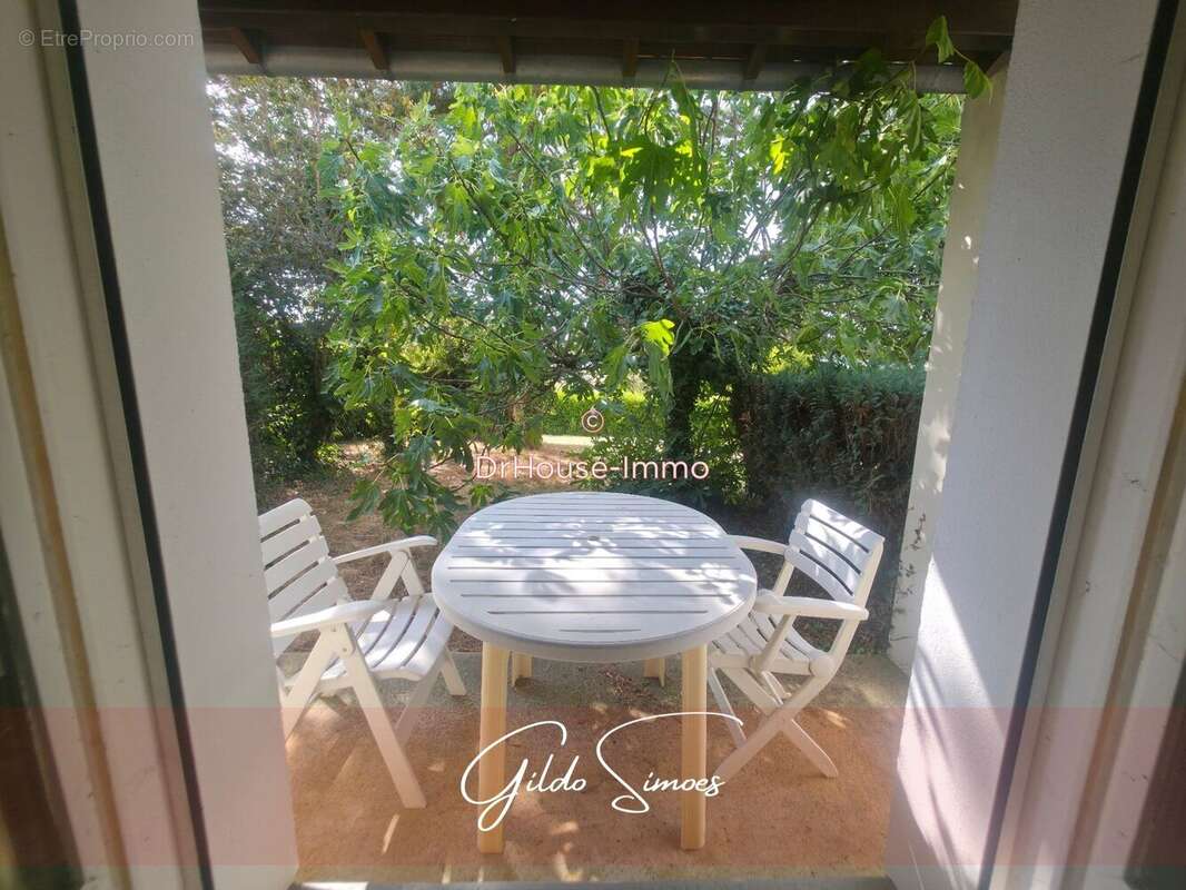 Maison 152 m² à Buxerolles  - photo 6