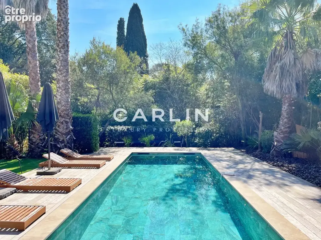 Photo Maison à La Croix-Valmer au prix de 2 300 000€