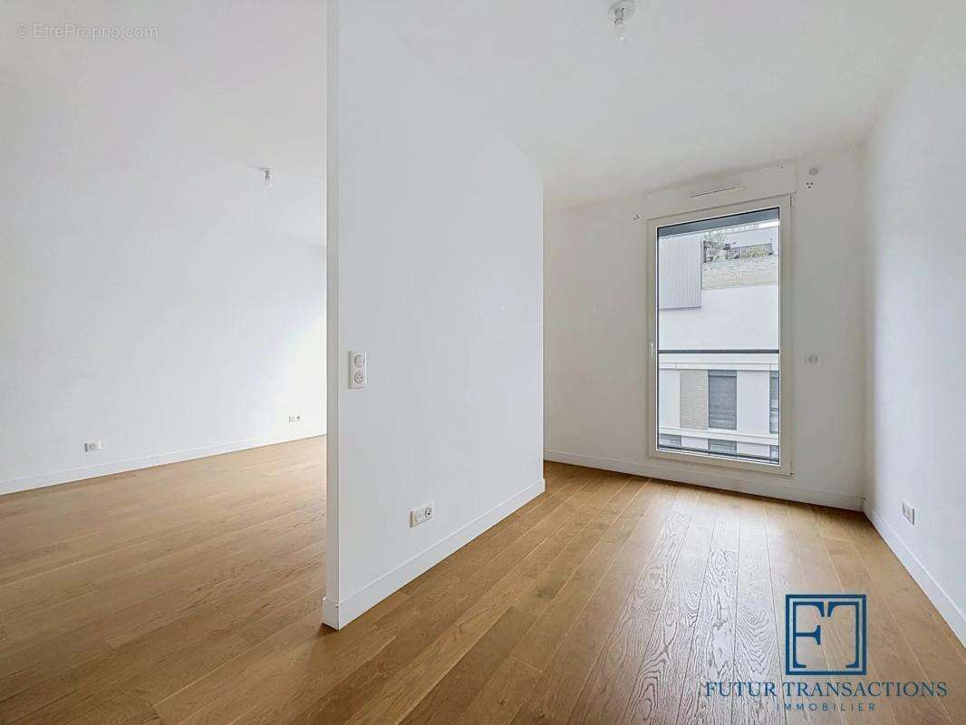 Appartement à ISSY-LES-MOULINEAUX