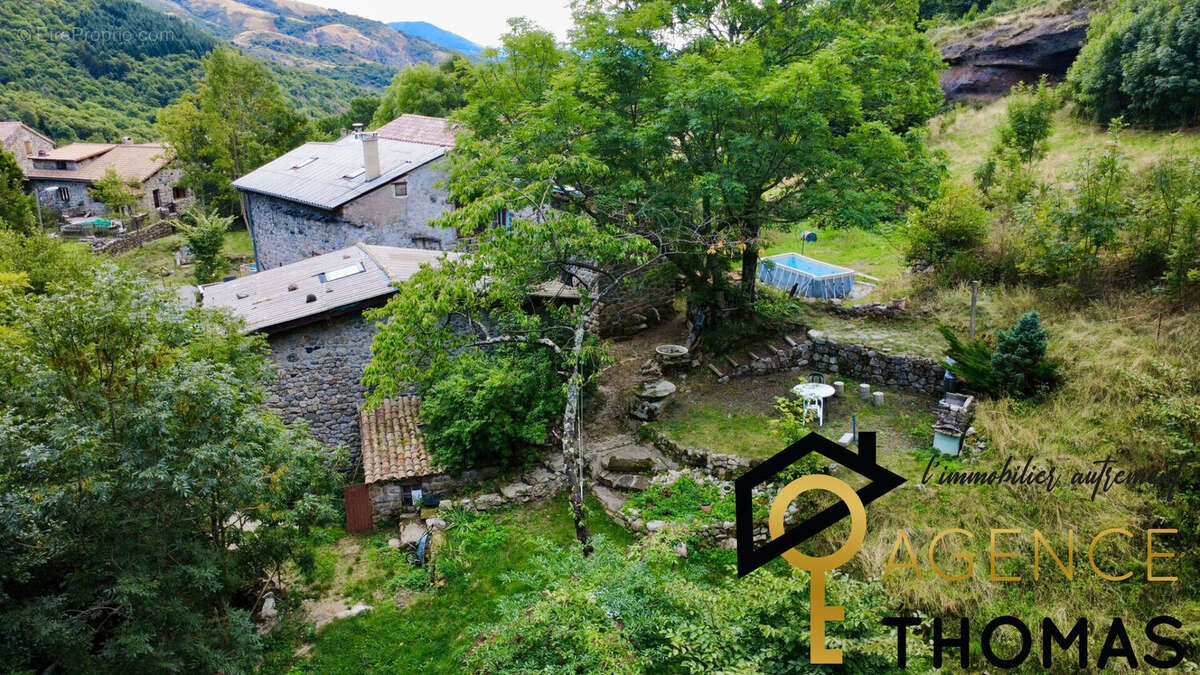 Maison à MONTPEZAT-SOUS-BAUZON