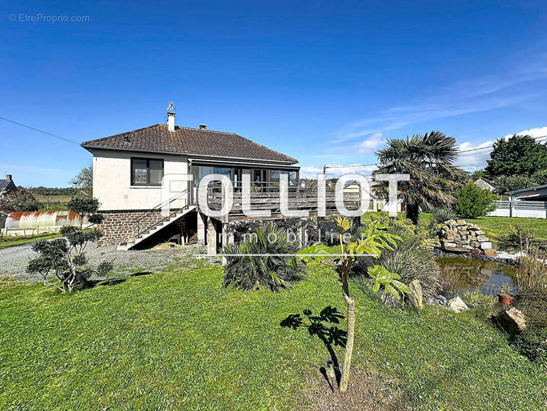 Maison à SAINT-PAIR-SUR-MER