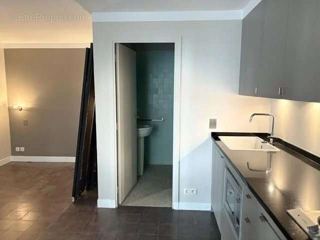Appartement à PARIS-3E
