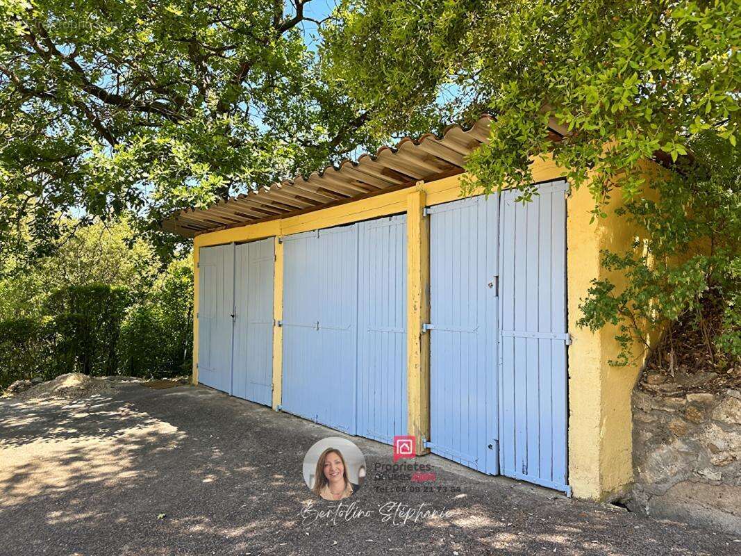 TRANS-EN-PROVENCE - Maison de plain-pied avec piscine, dépendance et terrain paysagé - photo 18