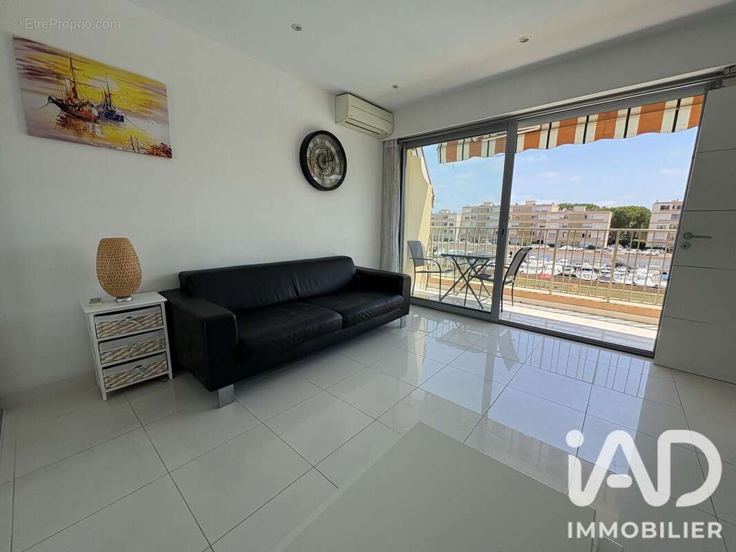 Photo 2 - Appartement à MANDELIEU-LA-NAPOULE