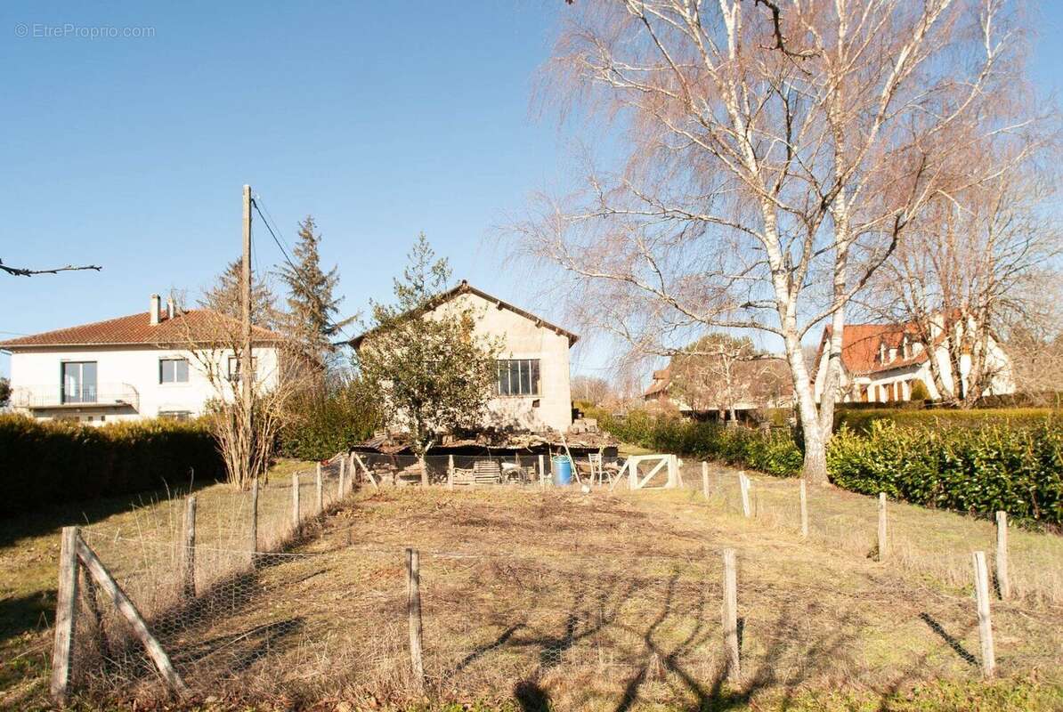 Maison de campagne avec dépendance - à proximité du Lac du Tolerme - photo 18