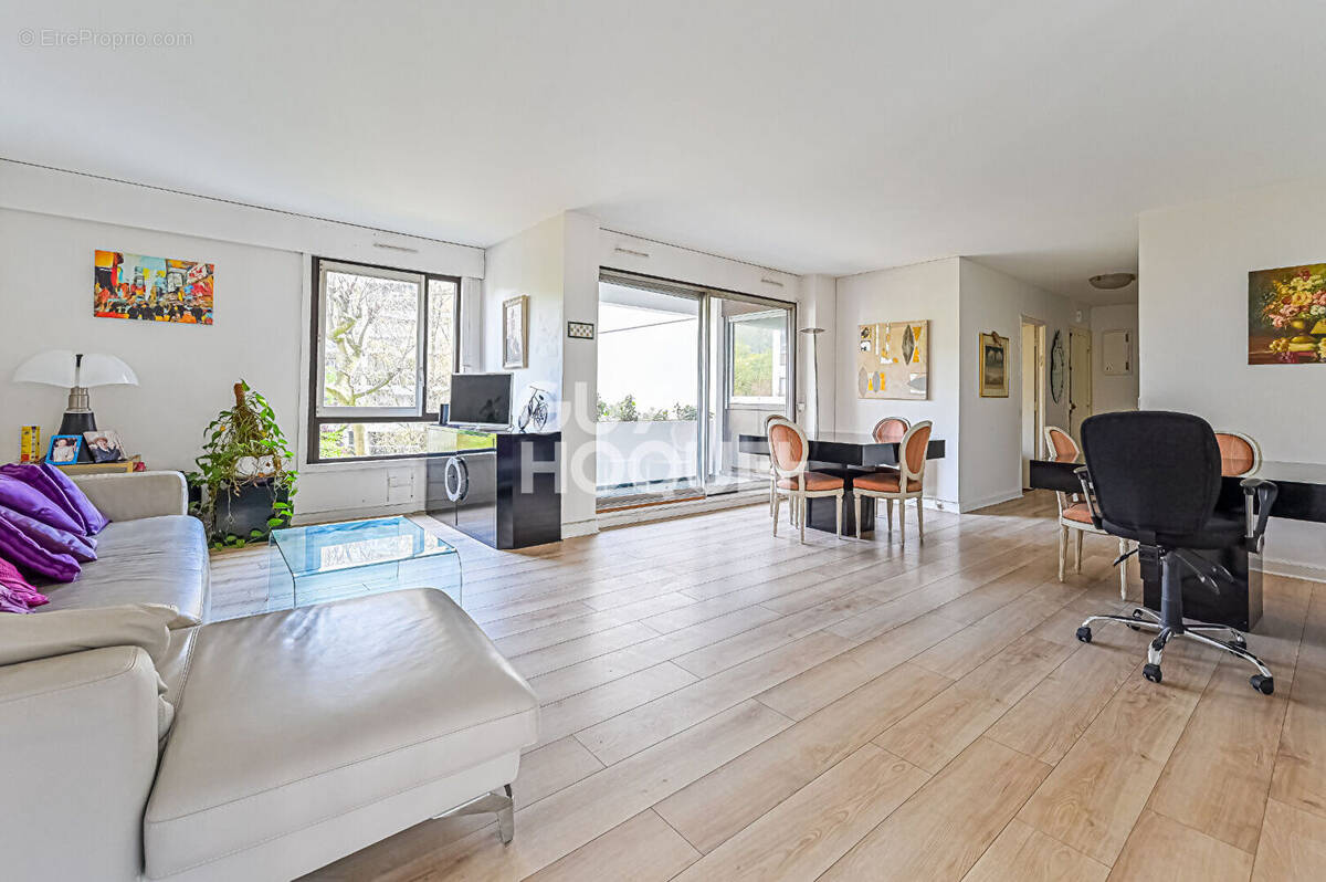 Appartement à PARIS-12E