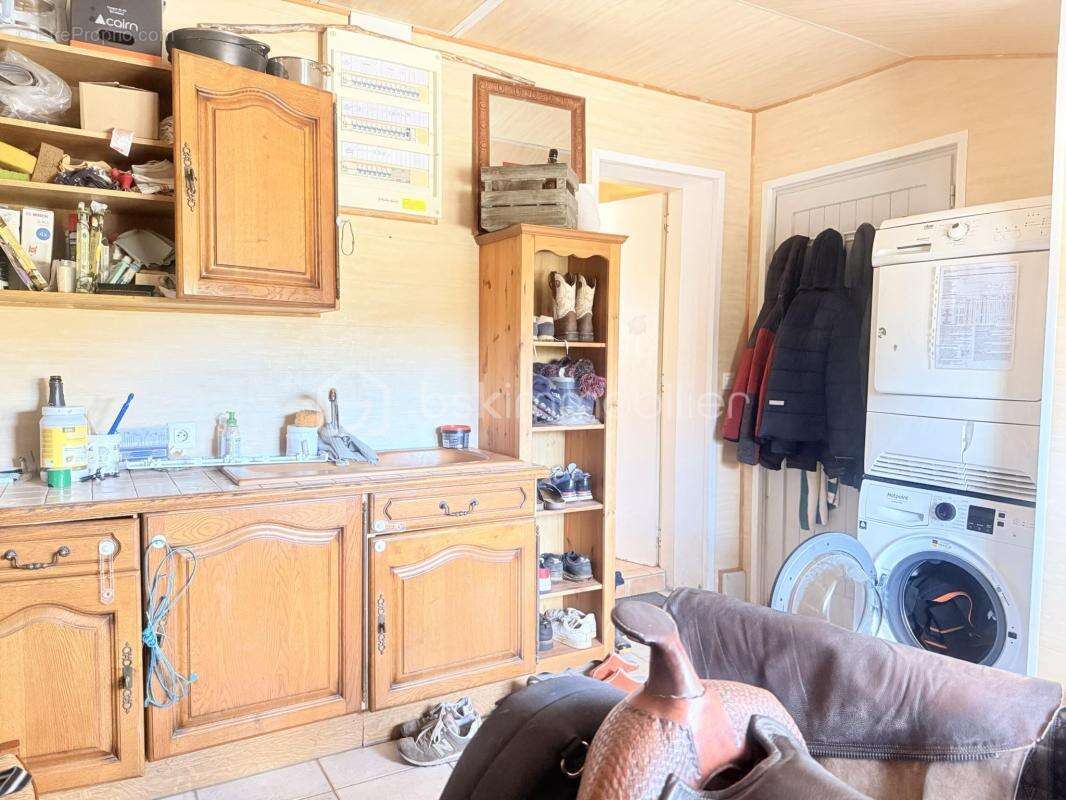 Saint-gervais – maison familiale de plain-pied, 3 chambres, bureau et terrain piscinable de 4 000 m² - photo 10