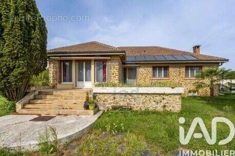 Photo 2 - Maison à BOISSETTES