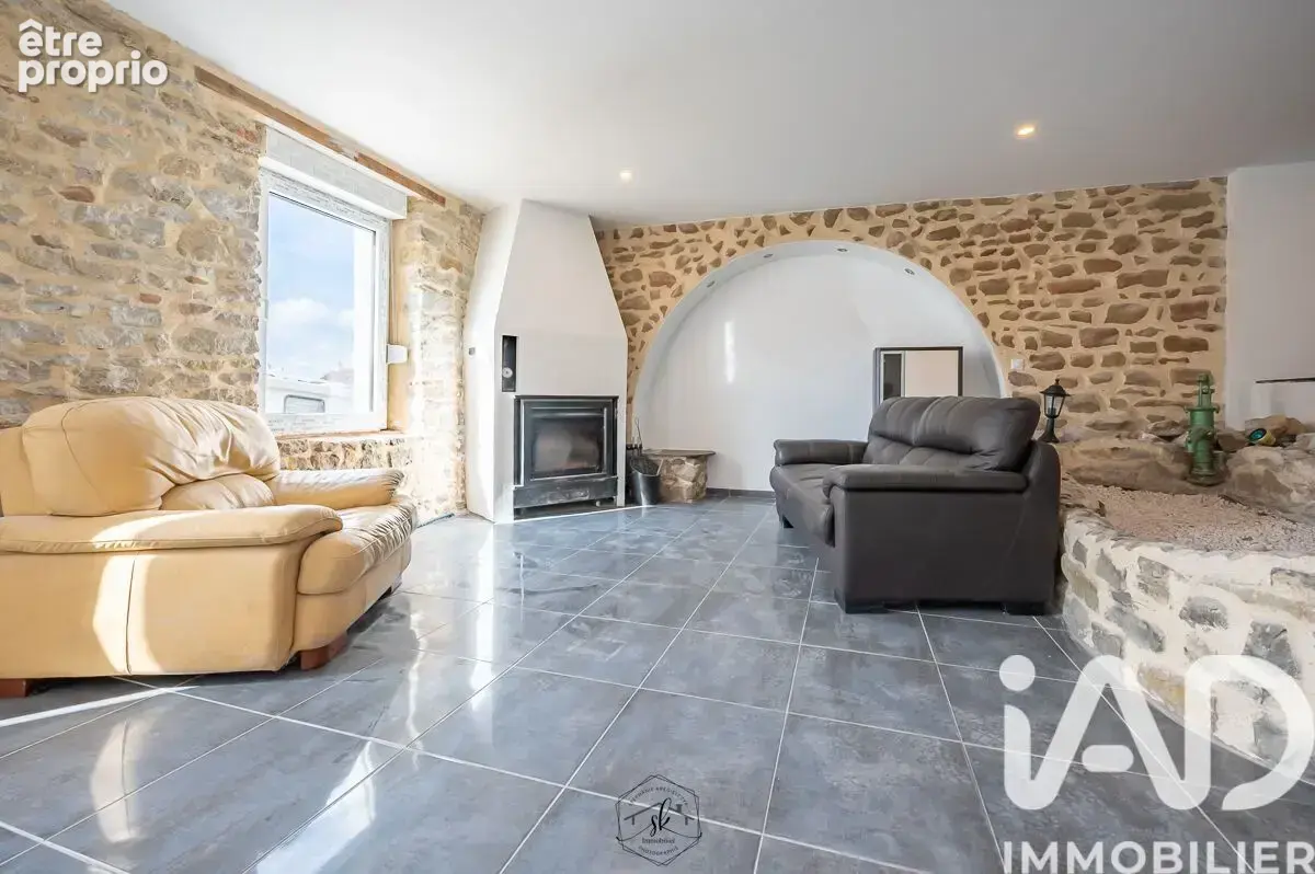 Photo 1 - Maison à MONNEREN