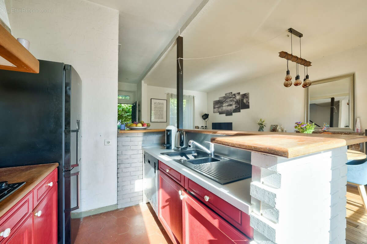 Maison à SAVIGNY-SUR-ORGE