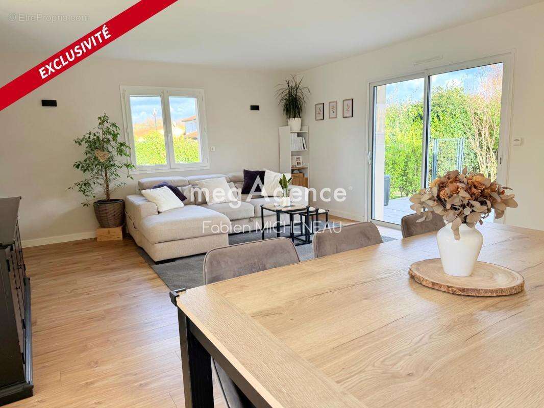 Maison à TREIZE-VENTS