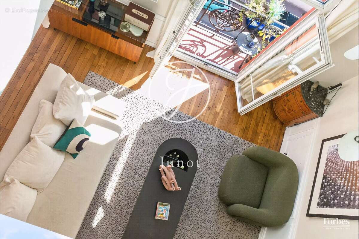 Appartement à SAINT-CLOUD