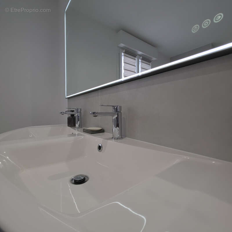 Grande maison familiale CONTEMPORAINE individuelle - photo 12