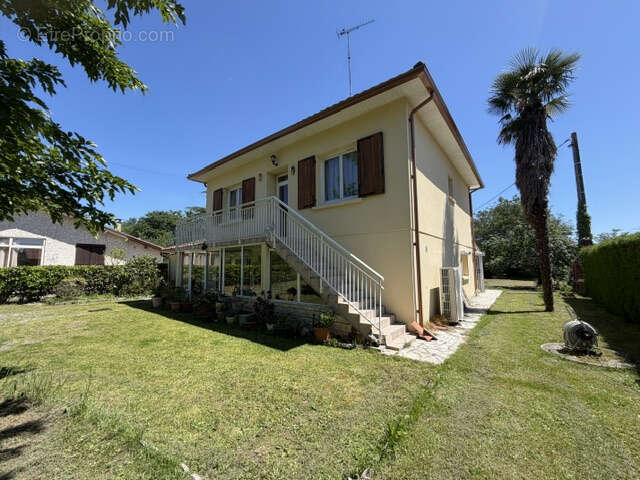 Maison à SAINT-AIGULIN