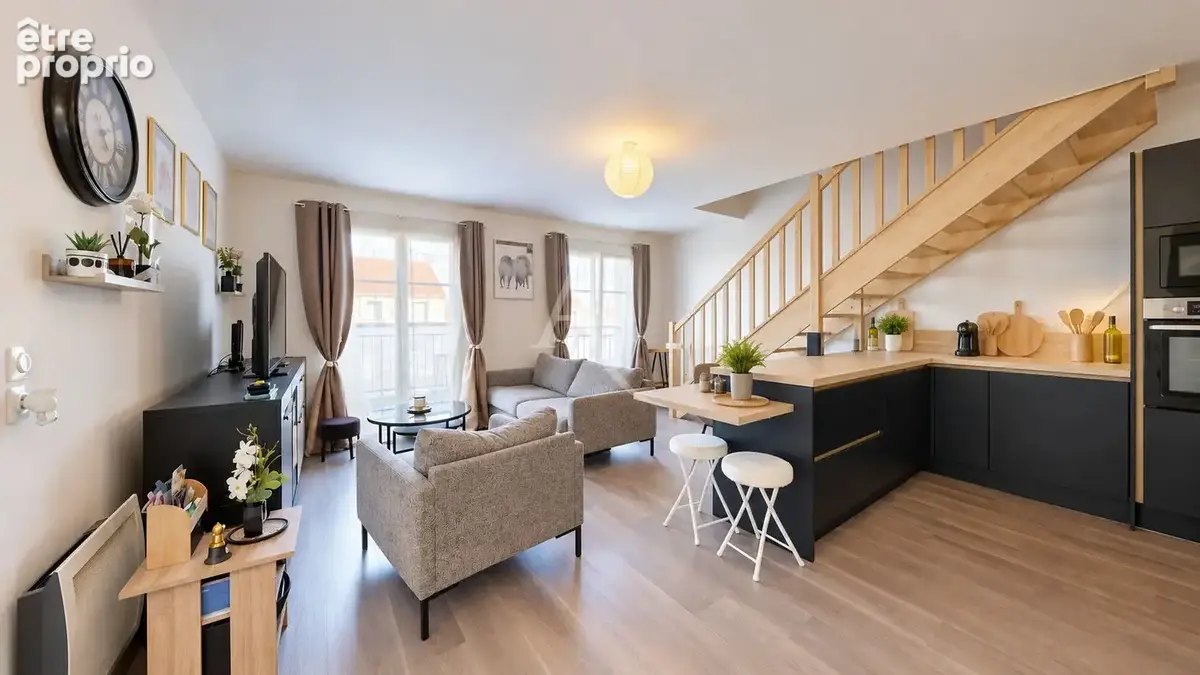 Photo Appartement à Le Mesnil-En-Thelle au prix de 248 000€