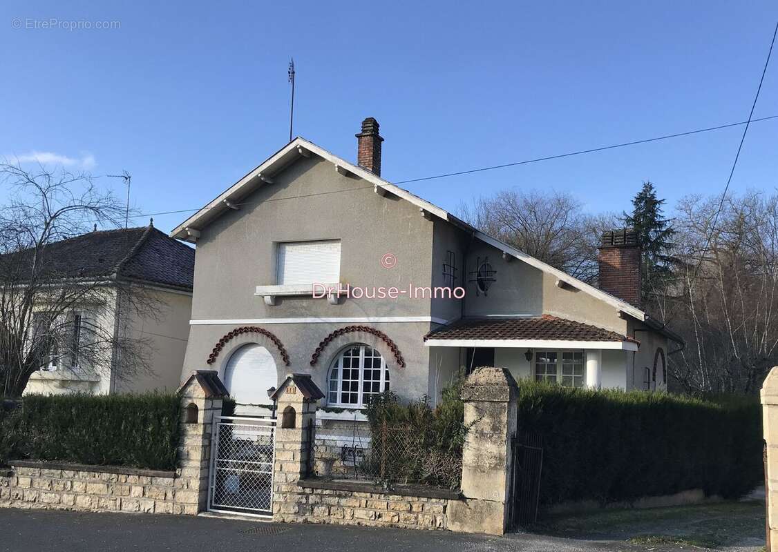 Maison à EXCIDEUIL