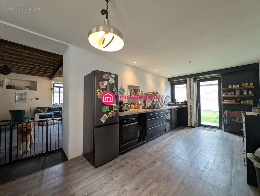 Maison à SAVIGNE-L'EVEQUE