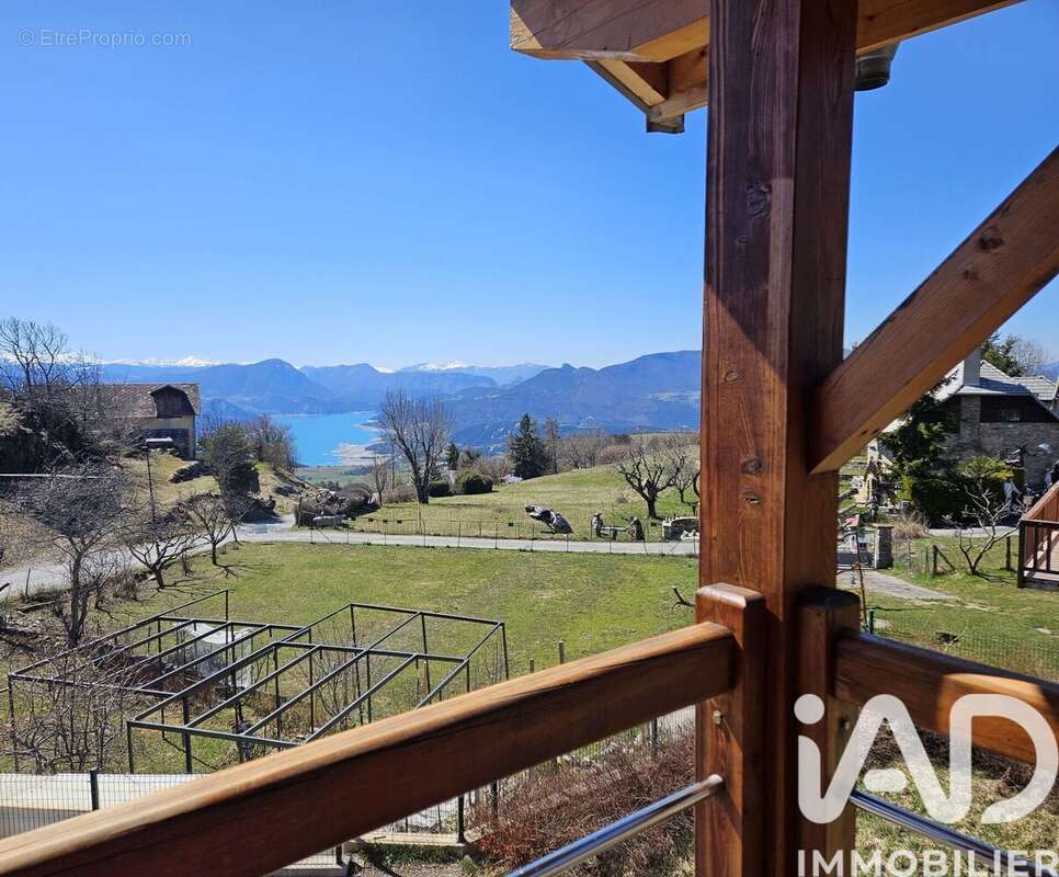 Maison 286 m² à Saint-Apollinaire  - photo 2