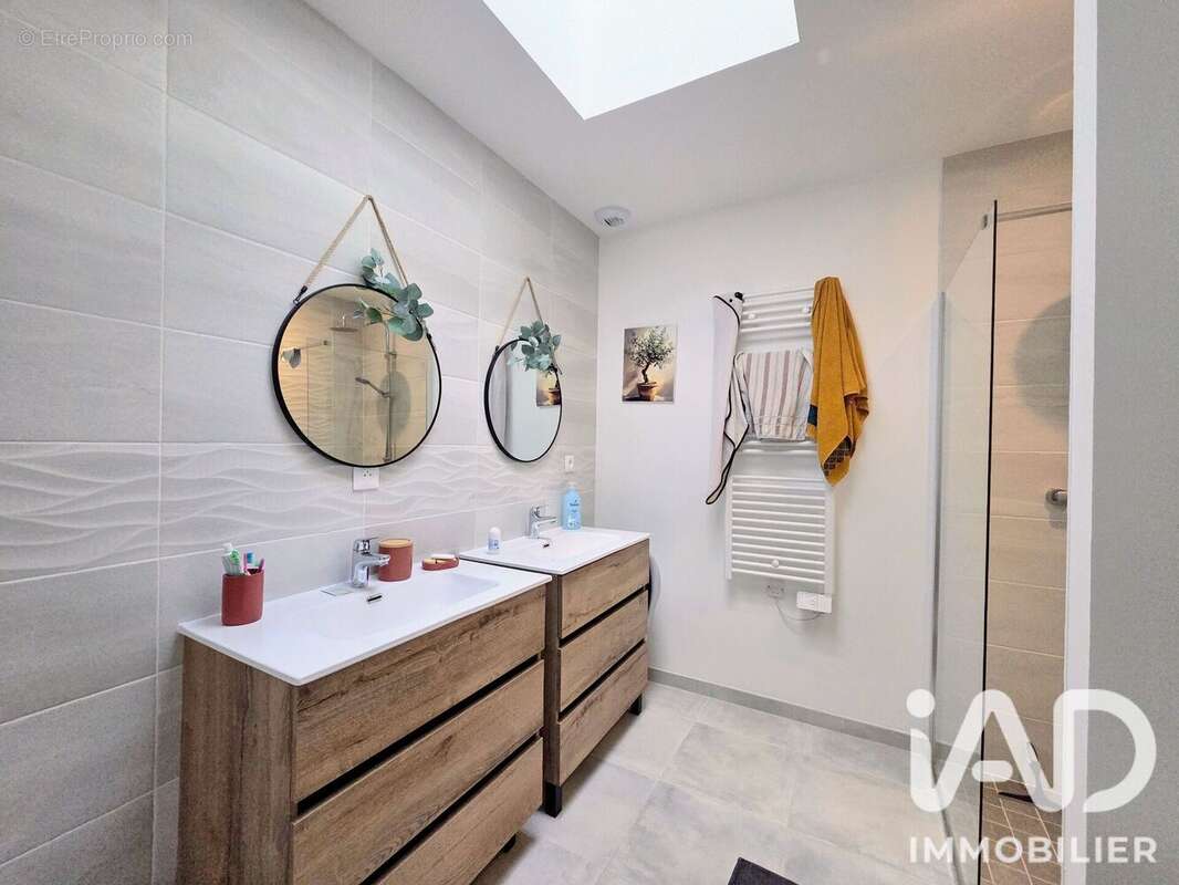 Maison 91 m² à Le Chay  - photo 9