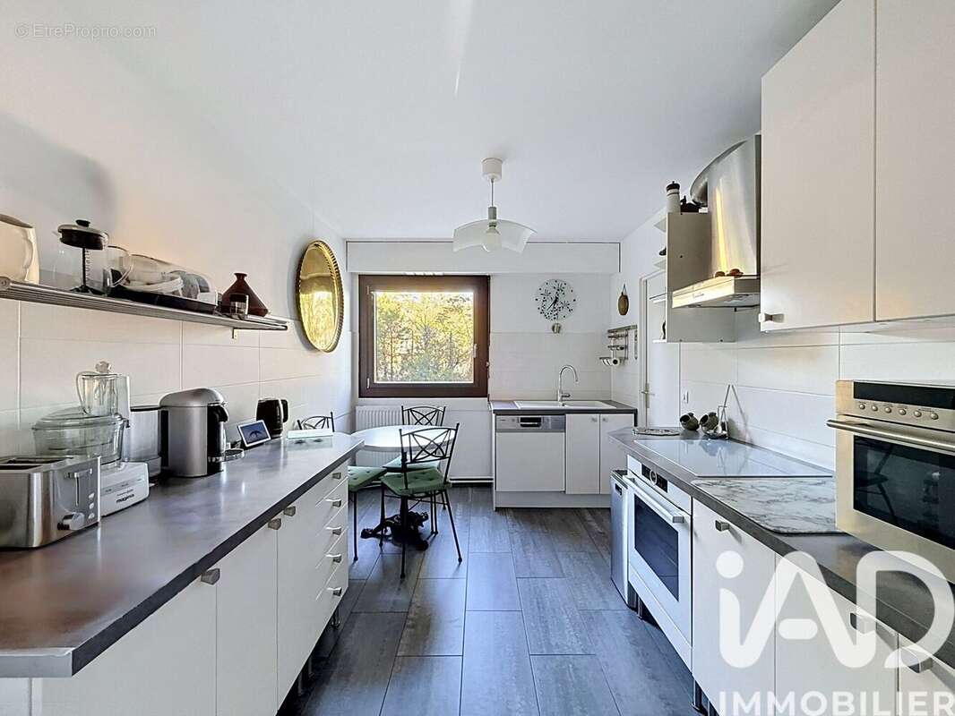 Photo 9 - Appartement à VERRIERES-LE-BUISSON