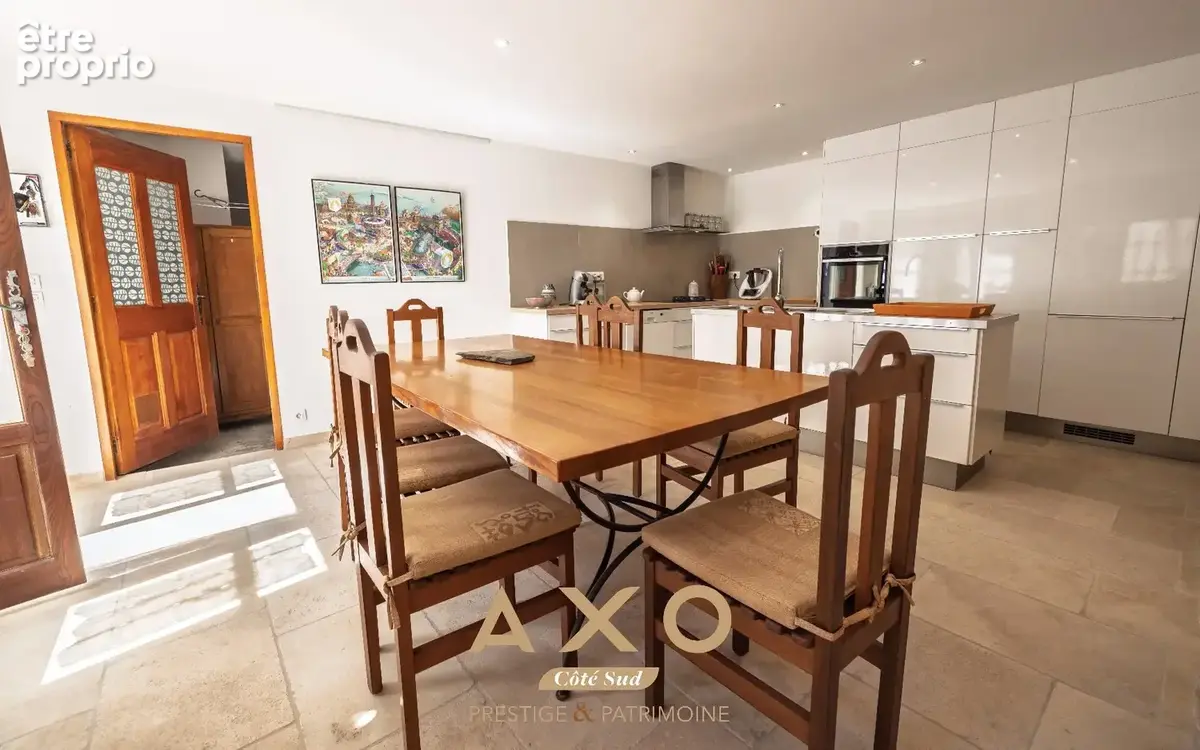 Mallemort - maison de village - 220 m2 - atelier - atelier d artiste - grenier - abri voiture - terrasse - 510 000 - photo 7