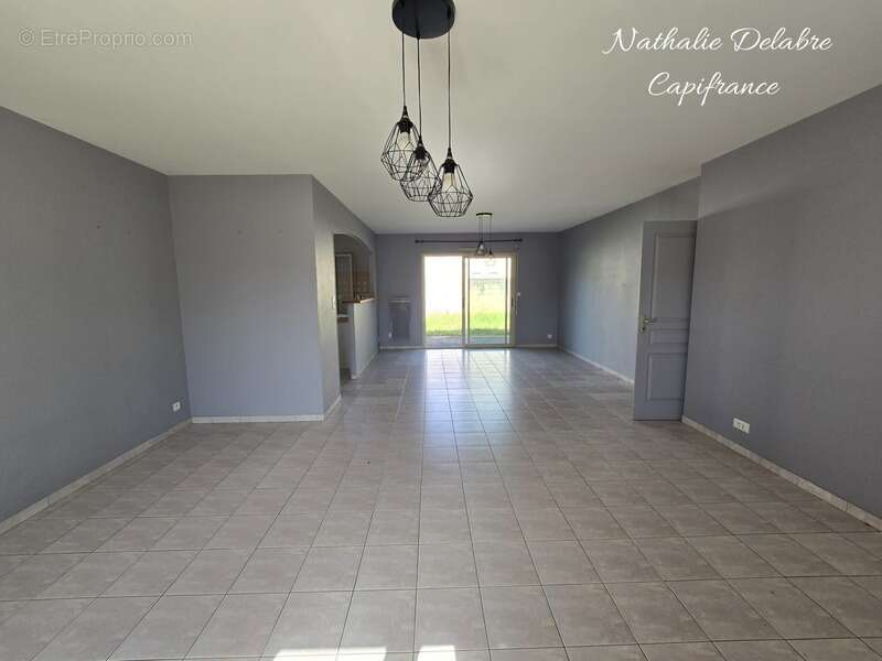 Maison à vendre 5 pièces VOUILLE (79) - photo 5