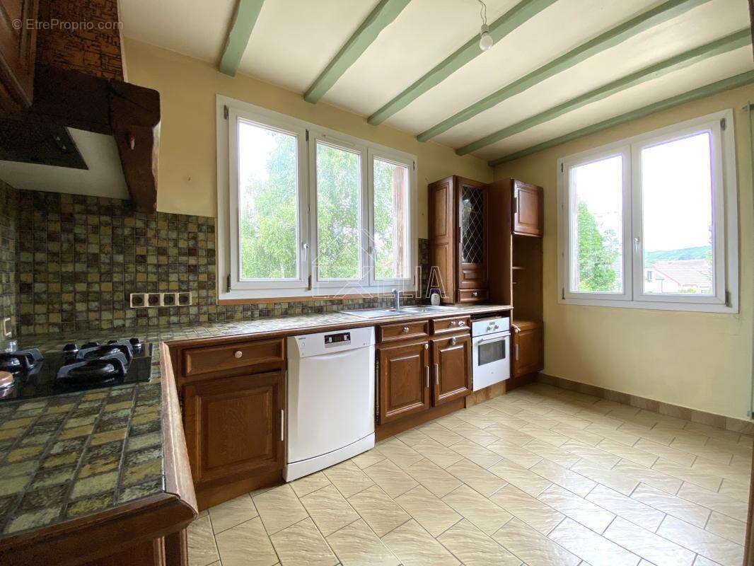 Maison à ROSNY-SUR-SEINE