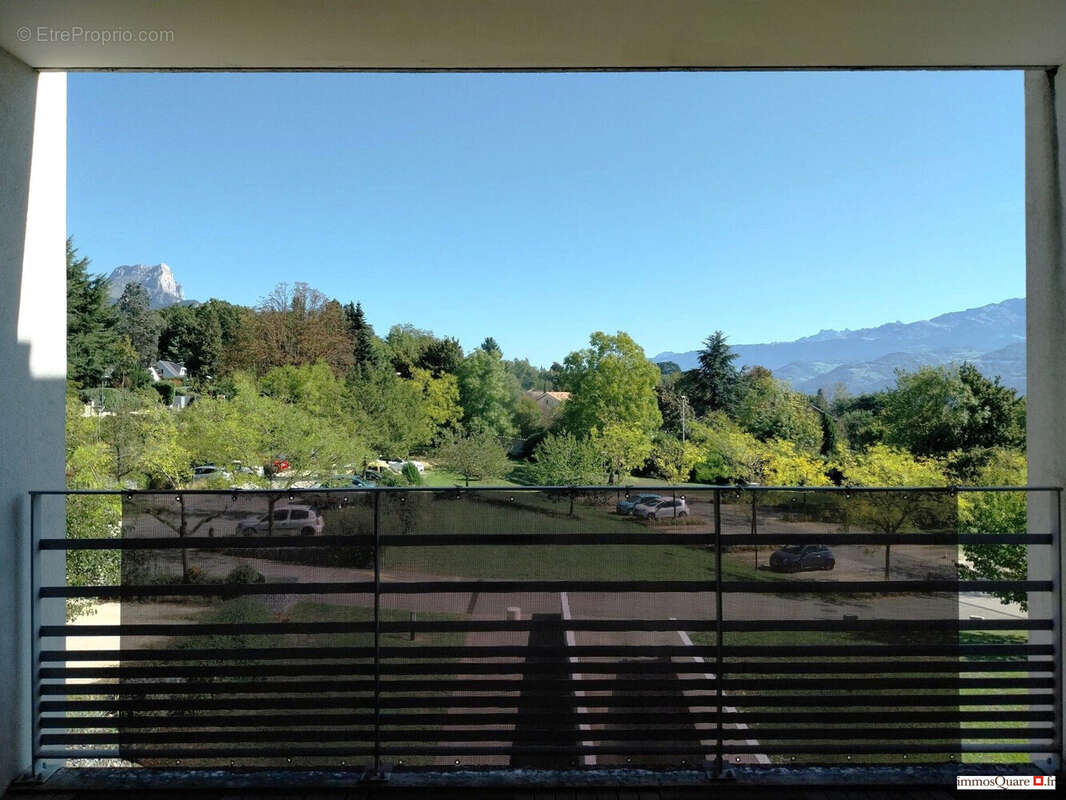 Appartement à MEYLAN