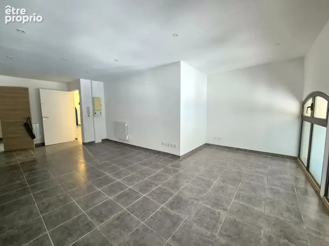 Limoux centre appartement t2 dans immeuble avec ascenceur - photo 2